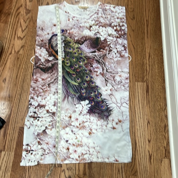 Peacock Print Sleeveless Tunic 100% silk - Picture 13 of 14